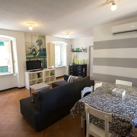 Beach Paradise Apartment