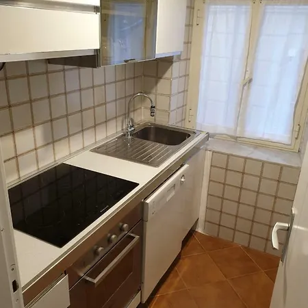 Beach Paradise Apartment
