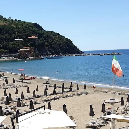 Apartment Beach Paradise Levanto
